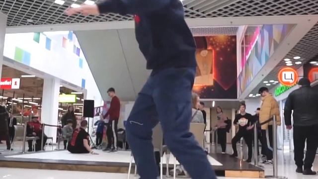 Видео: III этап Кубка по Брейк-дансу «TOP GROOVE 2019» в ТЦ «GORODOK GALLERY», 2019 смотреть онлайн