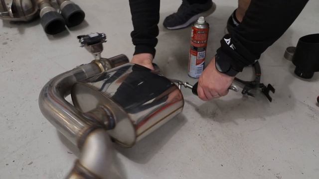 Maxton Porsche Macan GTS gets a Milltek exhaust! смотреть онлайн