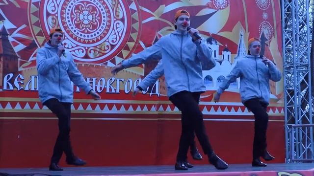 " ВОДЕВИЛЬ " Мужской ансамбль - Johnny B. Goode смотреть онлайн