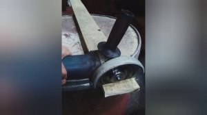 Как резать дерево болгаркой, несколько способов