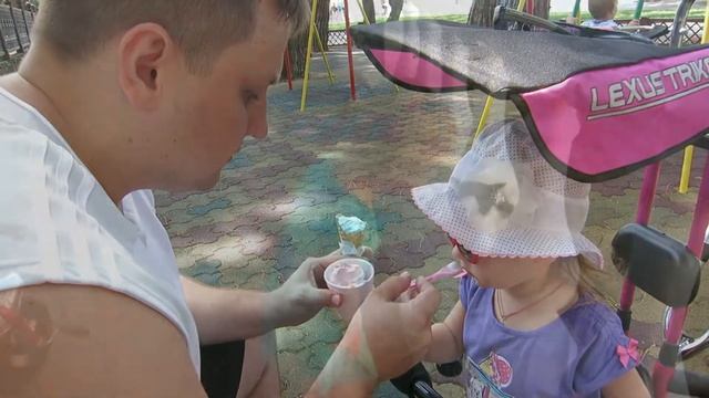 Геленджик. Отдых с ребенком в 2 года 9 месяцев. Пансионат "Кавказ". смотреть онлайн