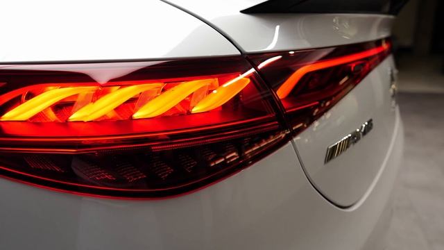 MERCEDES EQE 43 AMG 2022 смотреть онлайн