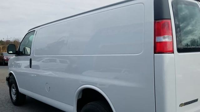 The 2018 Chevrolet Express 2500 Van - Jake смотреть онлайн