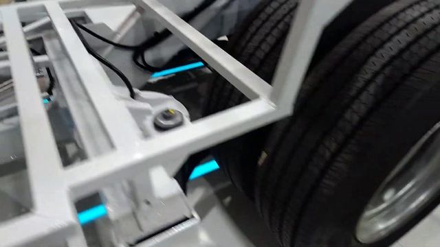 Шасси автобуса с портальным мостом смотреть онлайн