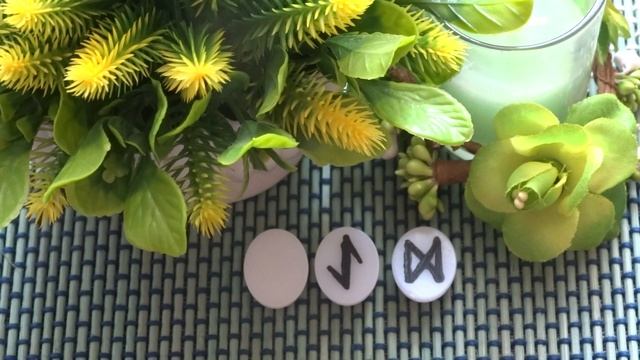 ОВНЫ ГОРОСКОП АПРЕЛЬ 2020 | ГАДАНИЕ НА РУНАХ смотреть онлайн