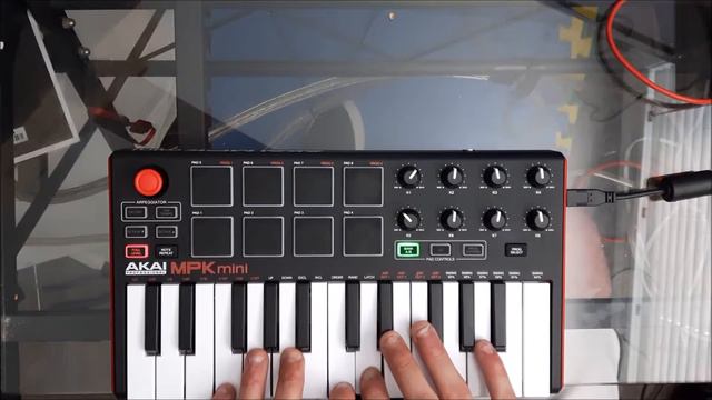 Akai Professional MPK MIni Mk2 ± Live Loop # 56 ± DVRS смотреть онлайн