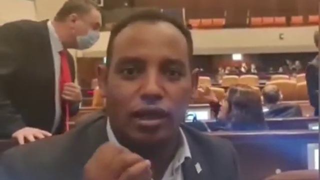 Knesset Member Gadi Yevarkan inside Knesset as Israel officially turns into a police state! смотреть онлайн