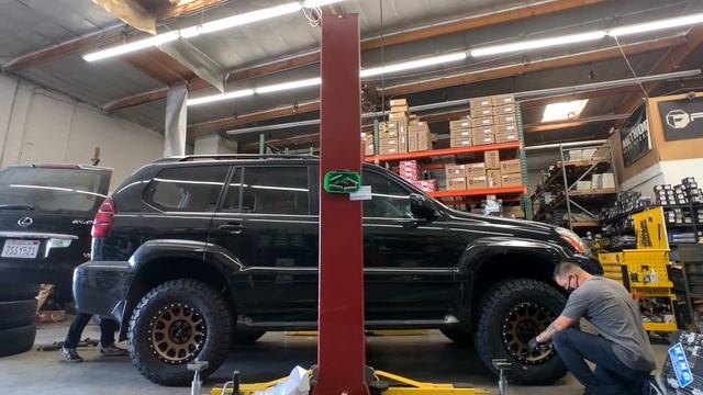 TOYOTA 4RUNNERS & GX470 & SEQUOIA BILSTEIN LIFTS смотреть онлайн