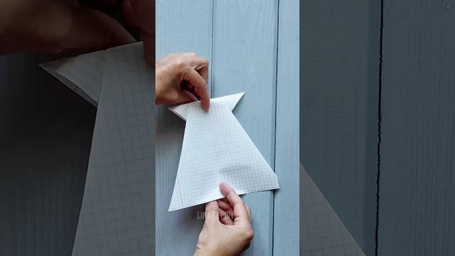 Далеко летит ?️ Самолёт из бумаги смотреть онлайн
