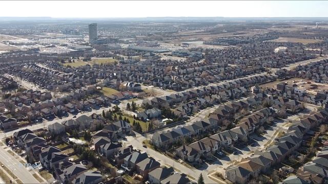 Oakville (Ontario, Canada) Bronte Village, Glen Abbey and more Drone Aerial View Winter 2021 смотреть онлайн