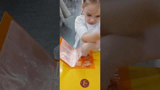 Распаковочка. А4 Альбом в Бургер Кинг. Альбом для фишек от Влада А4. смотреть онлайн