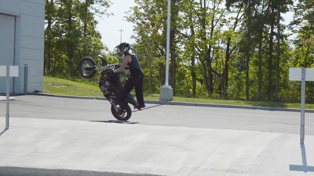 Drz400sm Supermoto Stunts