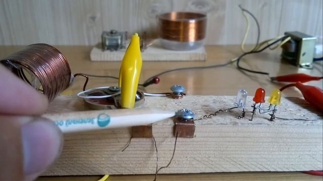 САМОДЕЛЬНЫЙ ДИОД ИЗ МЕДНОЙ ПРОВОЛОКИ Своими руками БЫСТРО смотреть онлайн