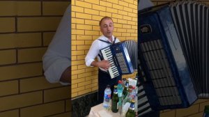 Ирбин Шахбанов   Огненная даргинская песня на аккадиона