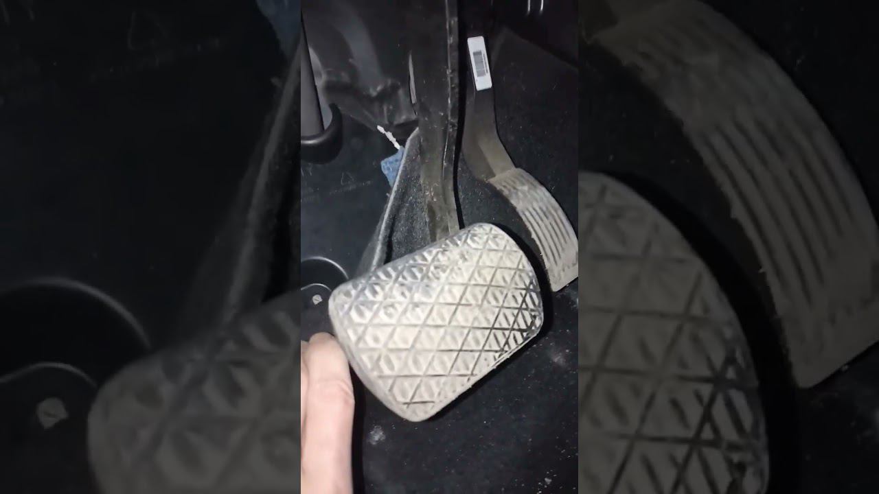 ❗❗❗стук рулевой рейки Geely Atlas ❗❗❗#shorts #рулеваярейка #стукврулевойрейки смотреть онлайн