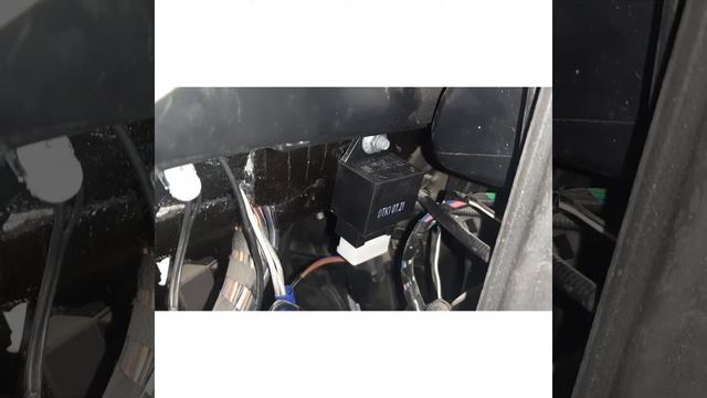 Замена реле поворотов ВАЗ 21214 смотреть онлайн