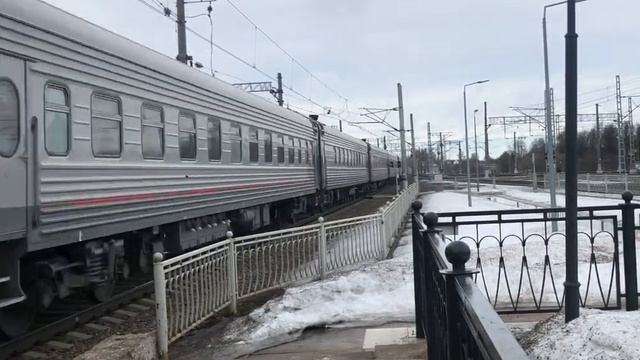 ? ЭП2К с пассажирским поездом №139М, Санкт-Петербург - Брянск. смотреть онлайн