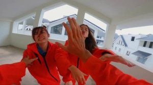 MONEY HEIST KOREA: ESCAPE FROM MAGIC OF LOVE ❤️ vs ANGRY GIRLFRIEND 😠 (Epic Parkour Chase)