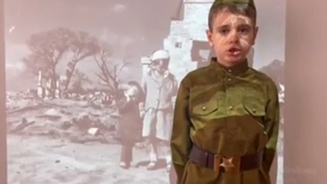 Агекян Артем читает стихотворение Самуила Маршака "Мальчик из села Поповки" смотреть онлайн