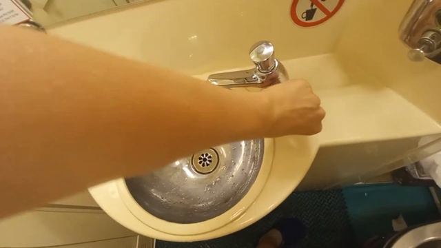 Обзор на туалет в поезде смотреть онлайн