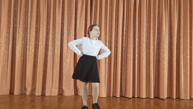 "Бинты" стихотворение Юлии Друниной, читает Мария Шаршина смотреть онлайн