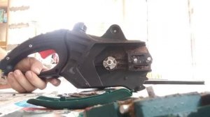 Электропила Favourite GC 2016