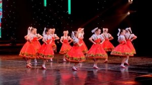 Младший состав ансамбля народного танца «Кружева» - Русский танец «Шкатулочка»
