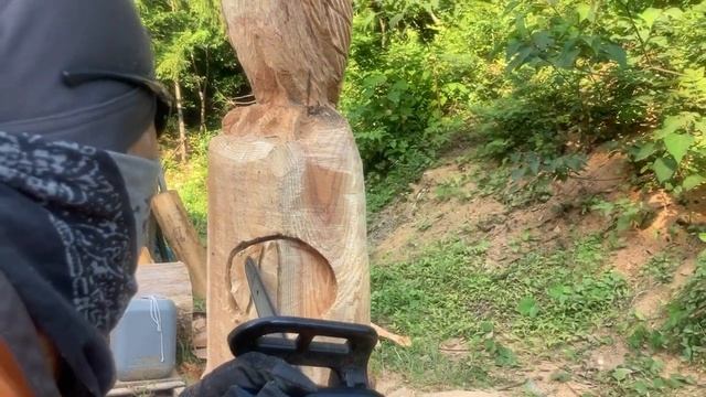 Wood chainsaw carving Horned owl смотреть онлайн