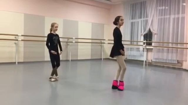 Лейла. Тая смотреть онлайн