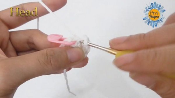 #049 | Amigurumi Snowman Crochet Pattern (1/3) | Christmas Decoration and Gifts | @Ami Saigon