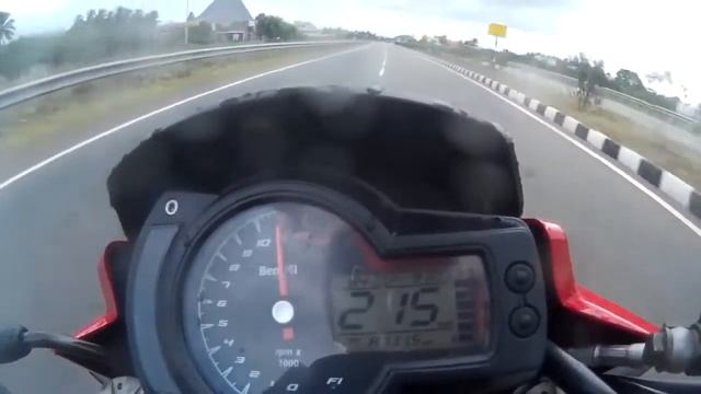Benelli 600 Tnt