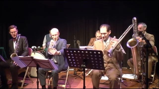 Tuck in Kentucky & Smile - The Forest Hill Owls смотреть онлайн