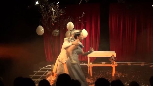 «Та-ра-ра-бумбия» эстрадный спектакль по мотивам пьесы «Три сестры» А.П. Чехова. АПАРТ 2020 смотреть онлайн