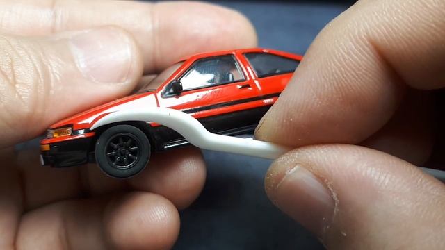 1/64 Toyota Corolla Levin AE86 by Kyosho смотреть онлайн