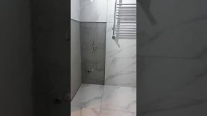 ДУШЕВОЙ ПОДДОН. КРАСИВЫЙ ДИЗАЙН ВАННЫ. Совмещенный санузел.