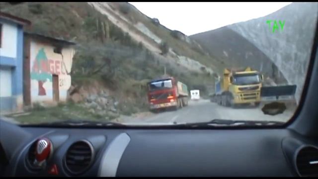 GREAT WALL HAVAL H3 por las rutas del Peru, Huancayo a Ayacucho (Accidente en la carretera) смотреть онлайн