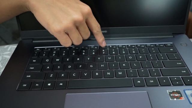 Huawei MateBook D15 Unboxing (bisaya) смотреть онлайн