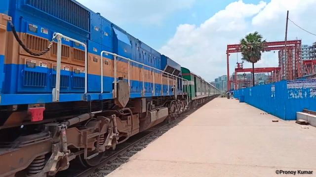 Brand New USA imported 6605 with Eid Special Sundarban Express || BG EMD GT42AC- 6605 смотреть онлайн