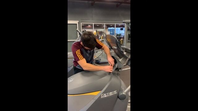 Octane Elliptical Maintenance смотреть онлайн