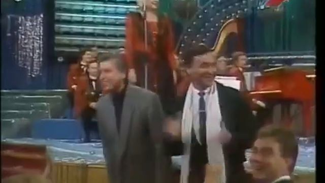 Платье или Нечего Надеть смотреть онлайн