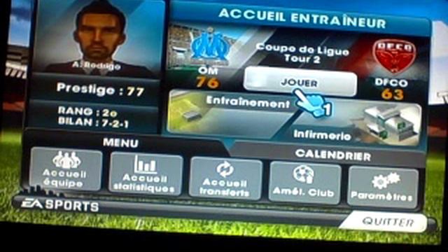 fifa 14 wii 10e match de carrière + tour 2 de coupe de la ligue ( OM-FC scohaux et OM-FC dijon) смотреть онлайн
