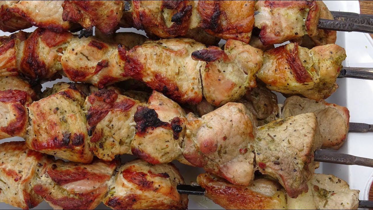 Шашлык в тандыре и лапша с курицей на воке. Готовим вкусно на даче. смотреть онлайн