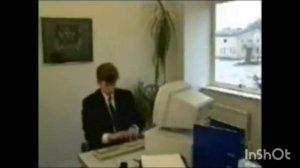 Психи в офисе ч.1. Мужик выбросил компьютер в окно.