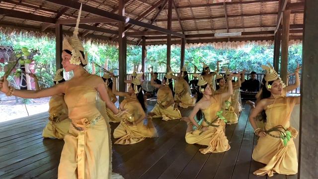 Profound homage to King Sihamoni 67th Birthday смотреть онлайн