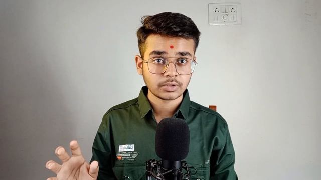 UI vs UX design differences in Hindi смотреть онлайн