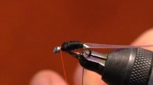 Мушка на хариуса _говнянка_.mp4