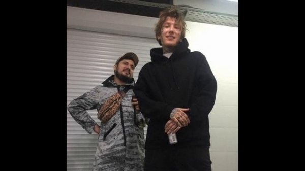 CODE10 - Freestyle2048