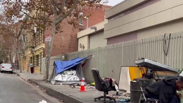 USA Streets Don't Worry Be Happy Пачка сигарет (Five)