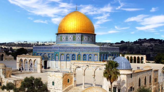 Красивый Азан «Masjid Al-Aqsa» | Azzam Dwaik