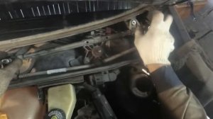 Opel. Vectra C. Замена трапеции дворников.